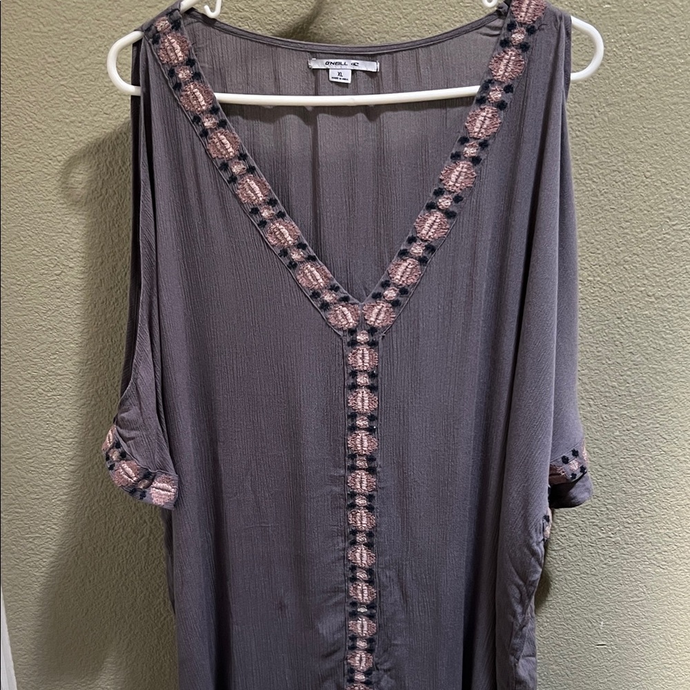 O’Neill light purple coverup